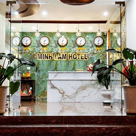 Minh Lam Hotel Плейку Экстерьер фото