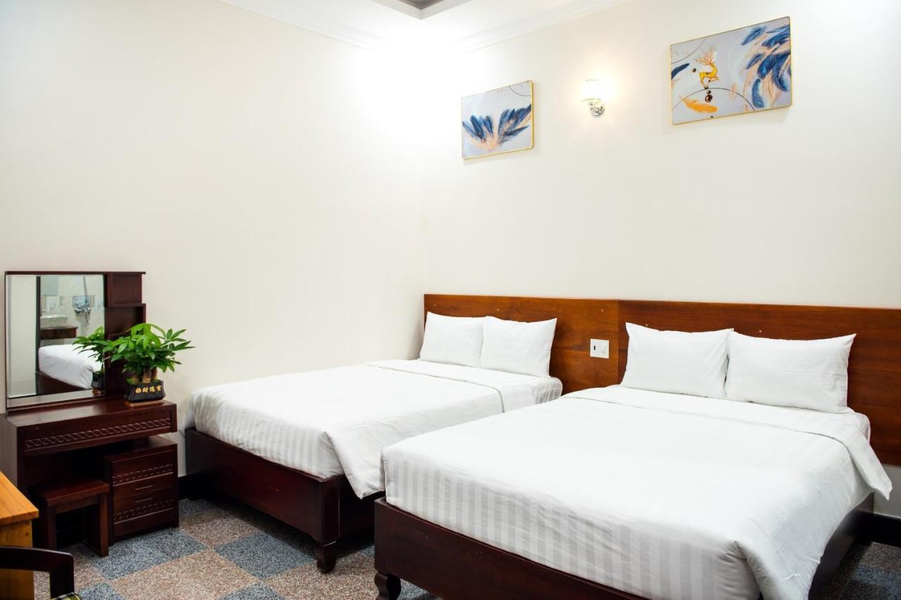 Minh Lam Hotel Плейку Экстерьер фото